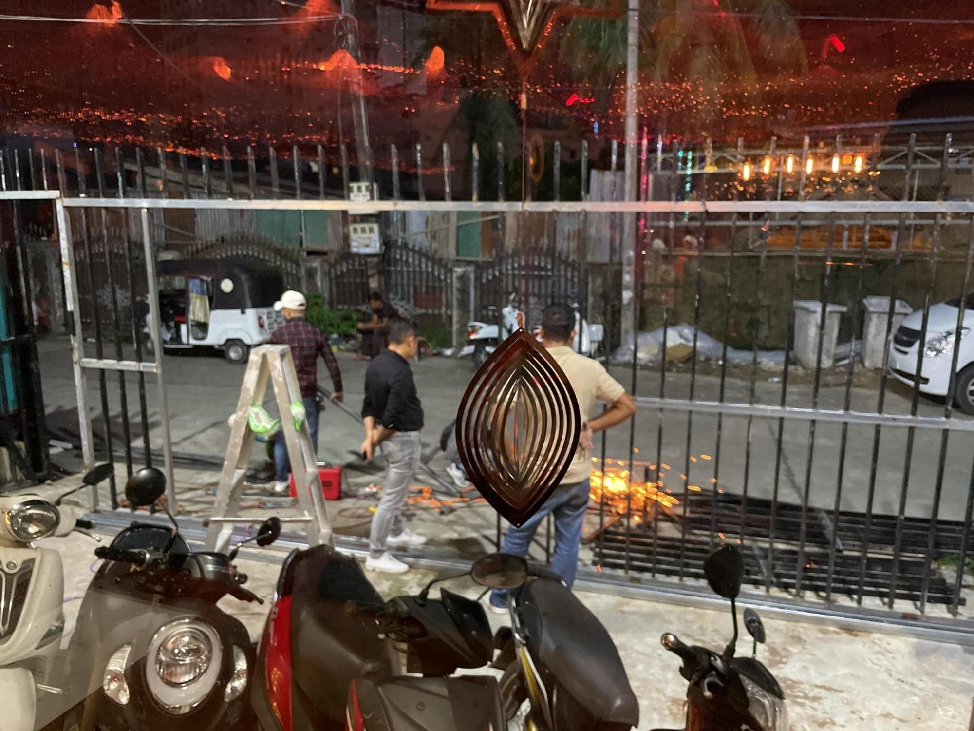 ホテル Angel Building シアヌークビル エクステリア 写真
